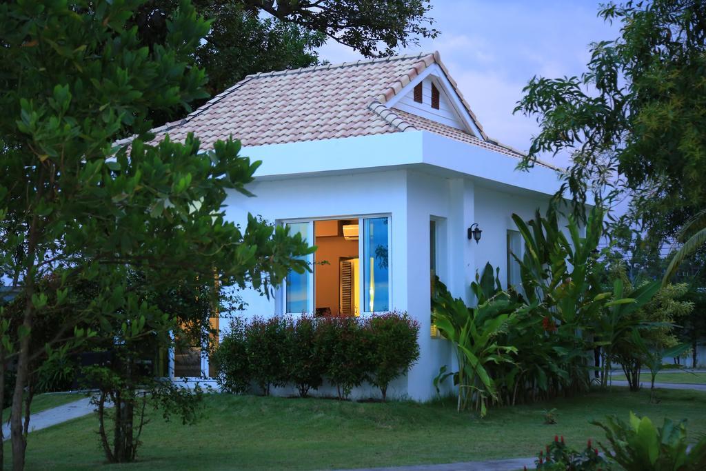 Mango Beach Resort Trat Eksteriør bilde