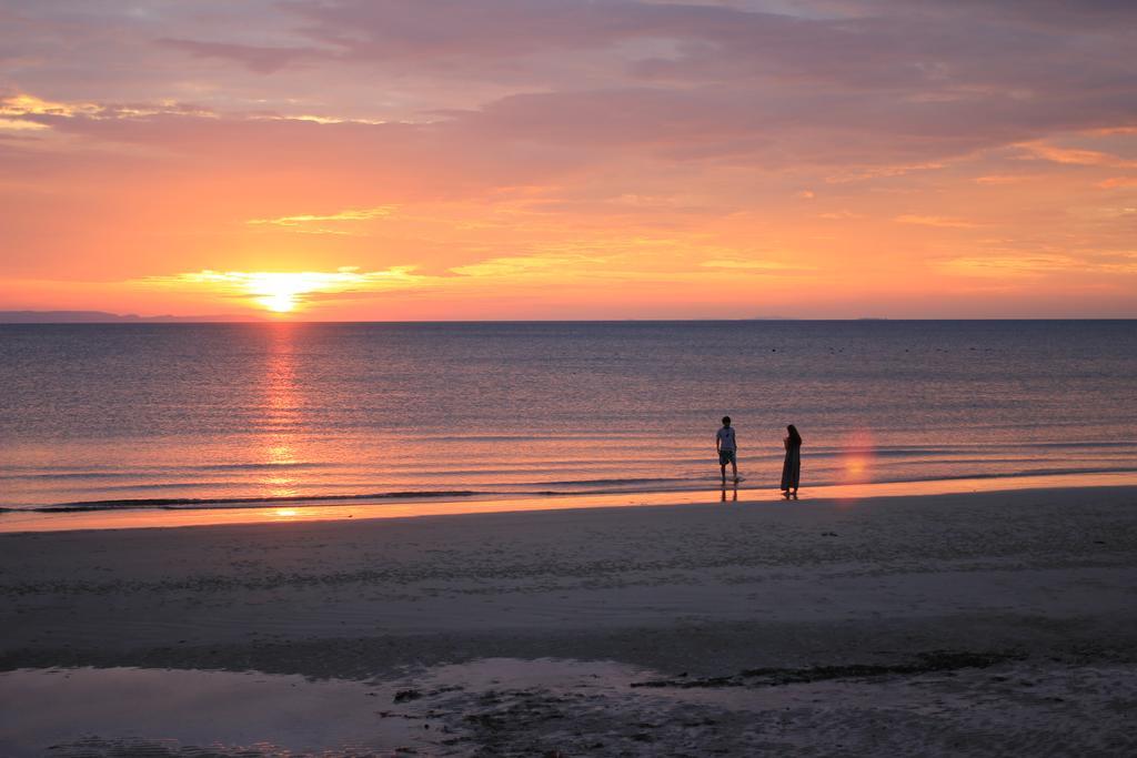 Mango Beach Resort Trat Eksteriør bilde